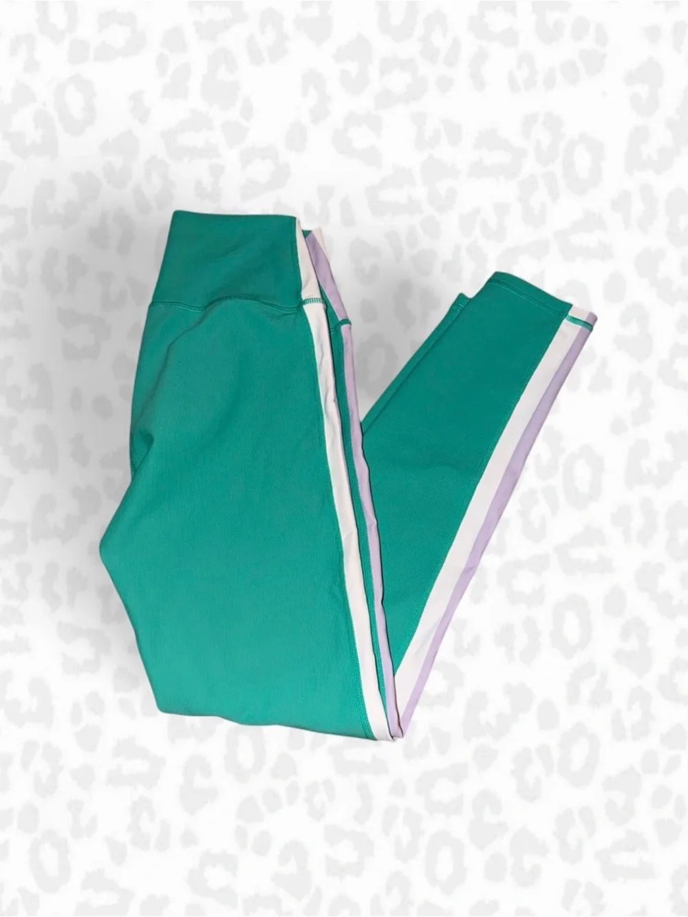 Wilo The Label Teal Active Leggings with White & Lavender Stripes, Size Medium